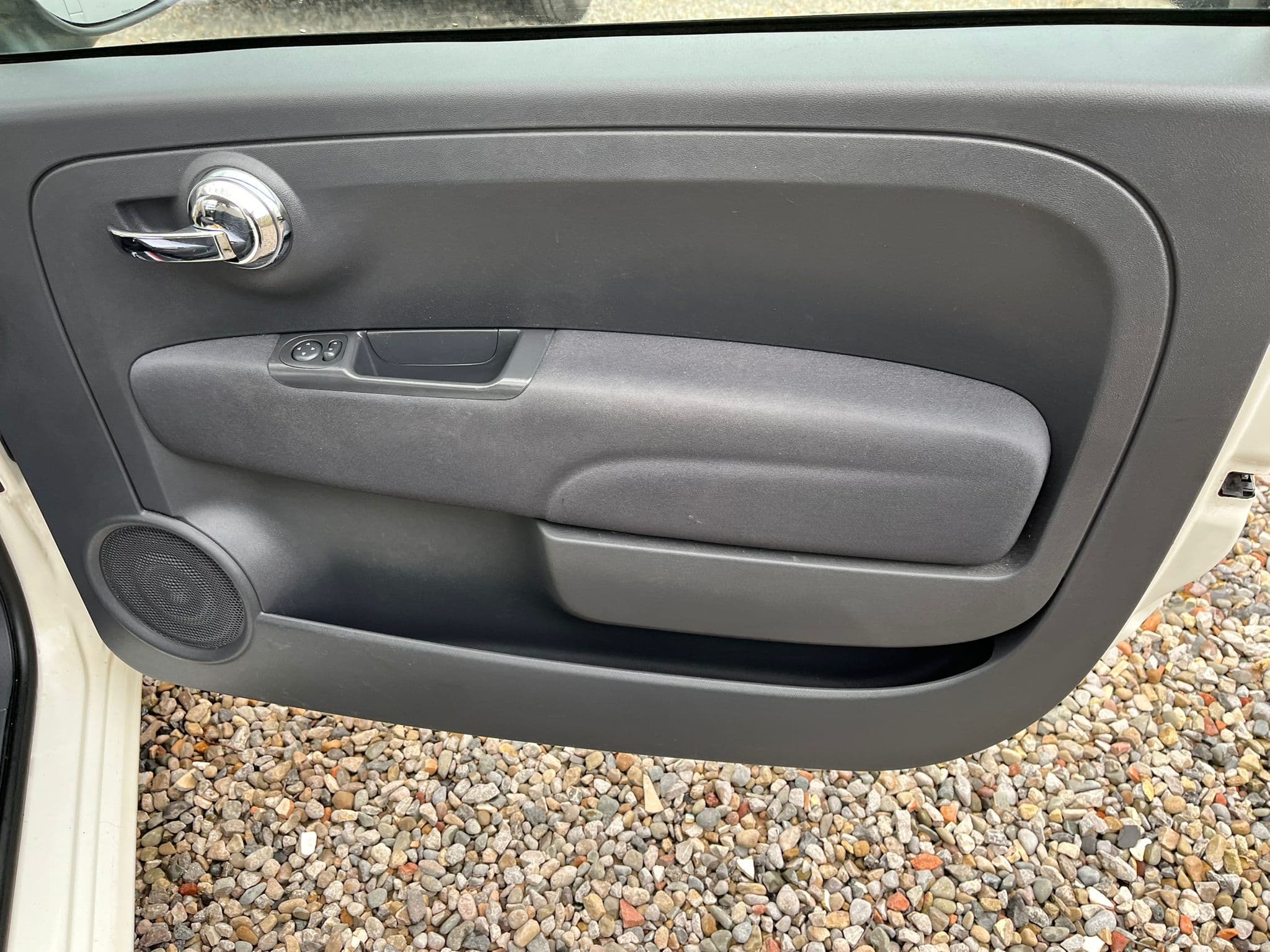 Vehicle image 3 of 12