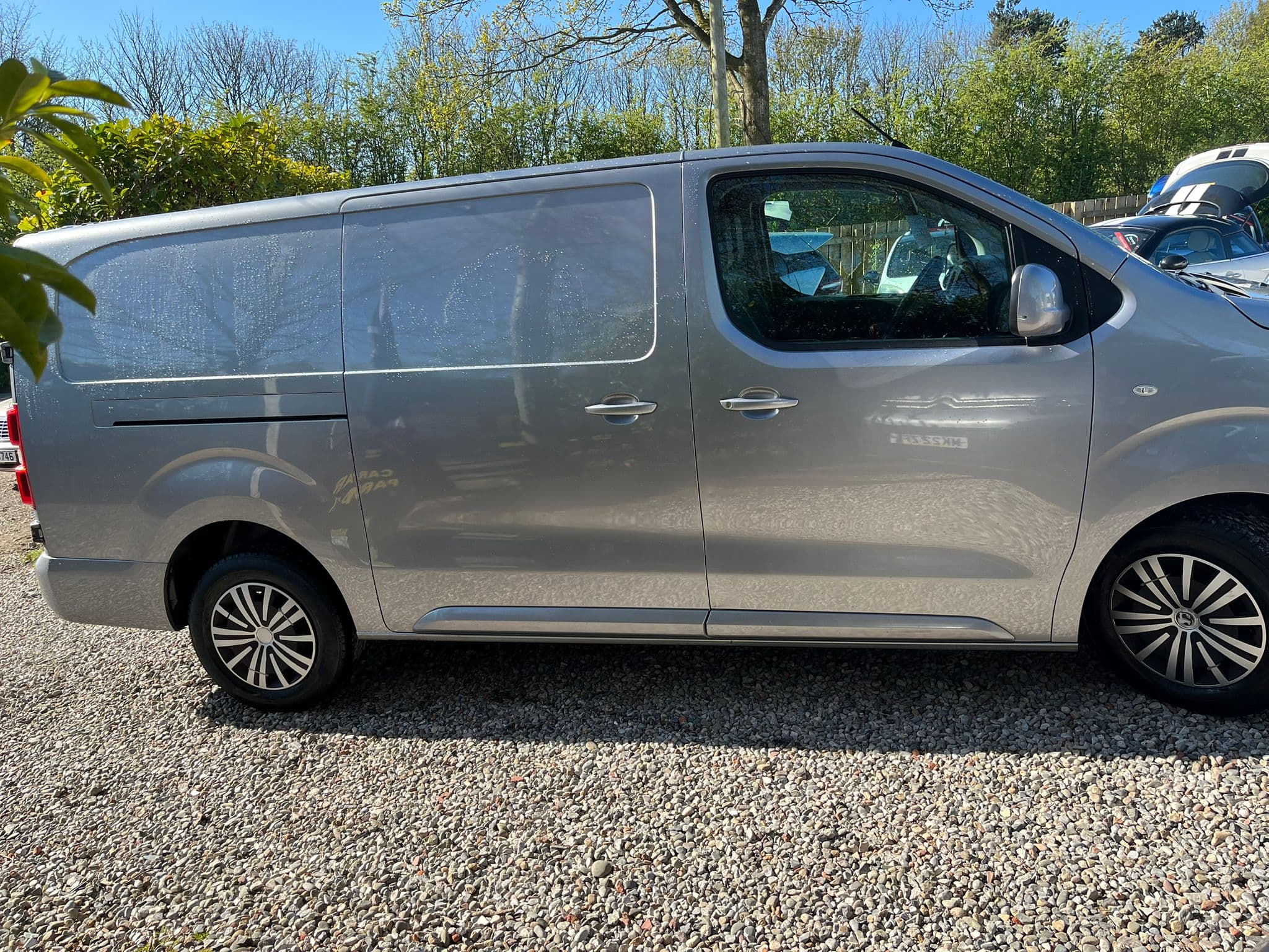 Vehicle image 3 of 21