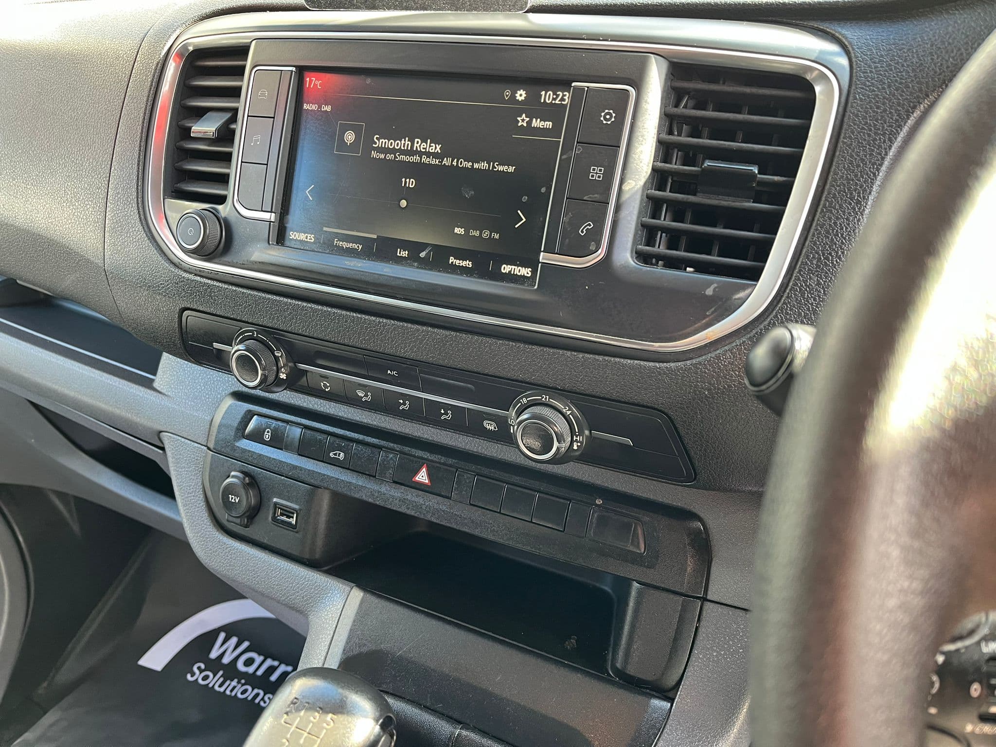 Vehicle image 12 of 24