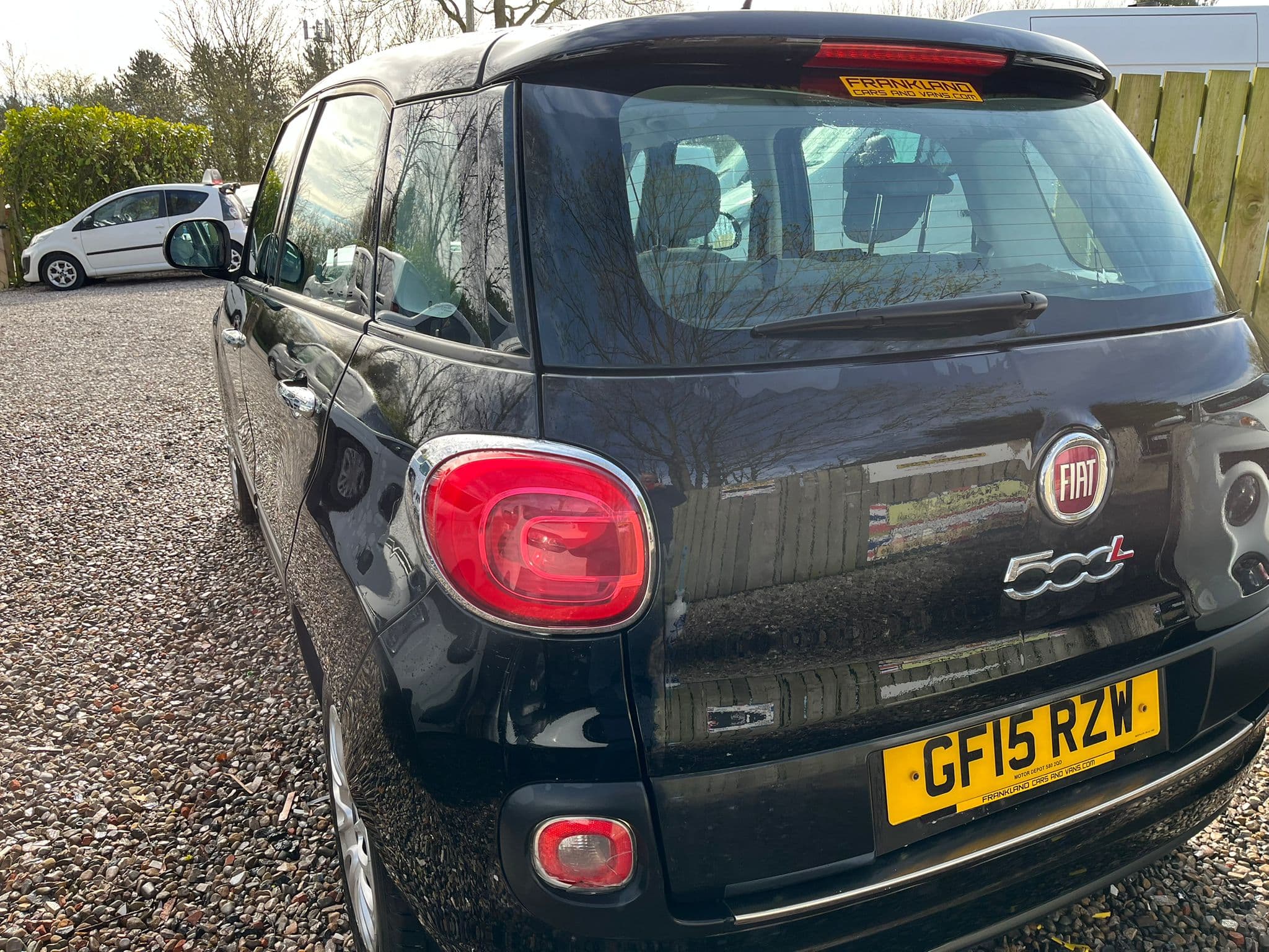Vehicle image 35 of 38